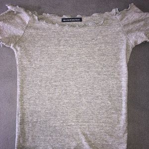 Brandy Melville off the shoulder top